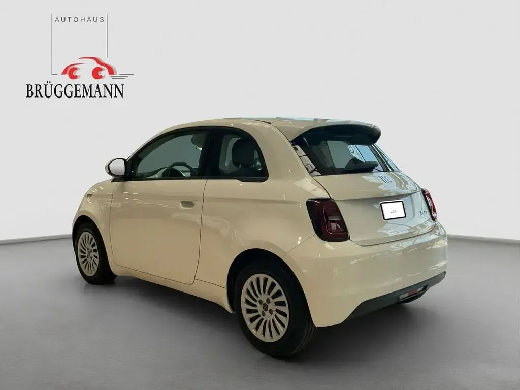 Gebraucht Fiat 500e 69 kW (95 PS) 2024 Weiß Limousine