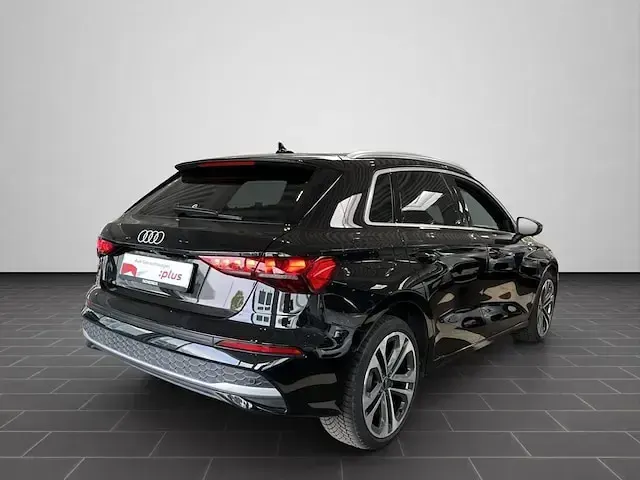 Gebraucht Audi A3 Sportback e-tron Comfort 204 PS (150 kW) 2025 Mythosschwarz metallic Kleinwagen