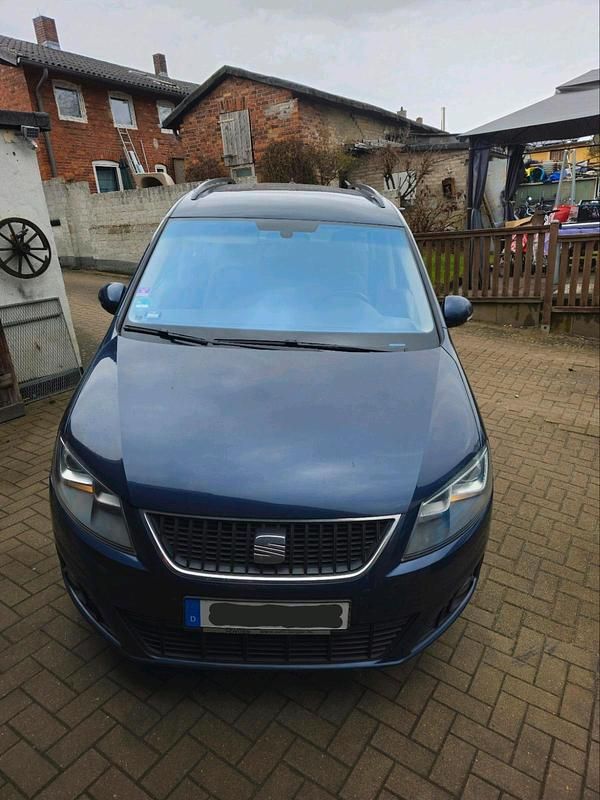 Gebraucht Seat Alhambra Style 170 PS (125 kW) 2011 Blau Van / Kleinbus