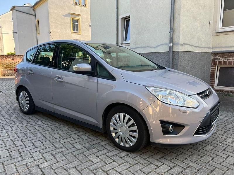 Grau Gebraucht 2011 Ford Grand C-Max Van / Kleinbus | 2.999 € (Superpreis) - Bild 1/4