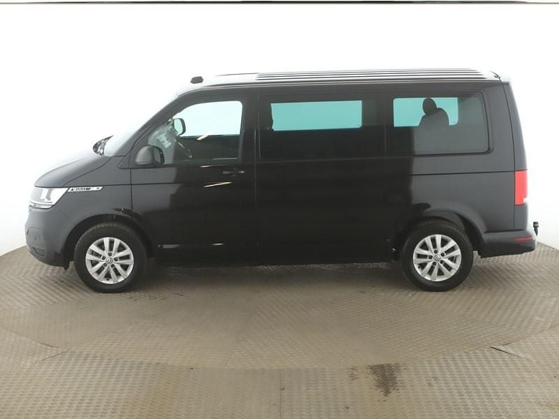 Usado VW Multivan Family 110 HP (80 kW) 2021 Preto Monovolume