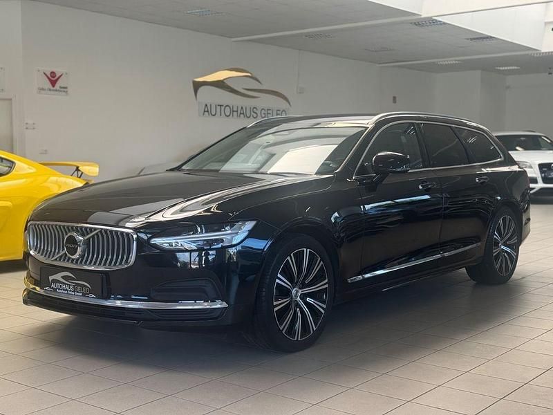 Onyx black / metallic Gebraucht 2021 Volvo V90 Inscription Kombi | 30.990 € (Guter Preis) - Bild 1/4