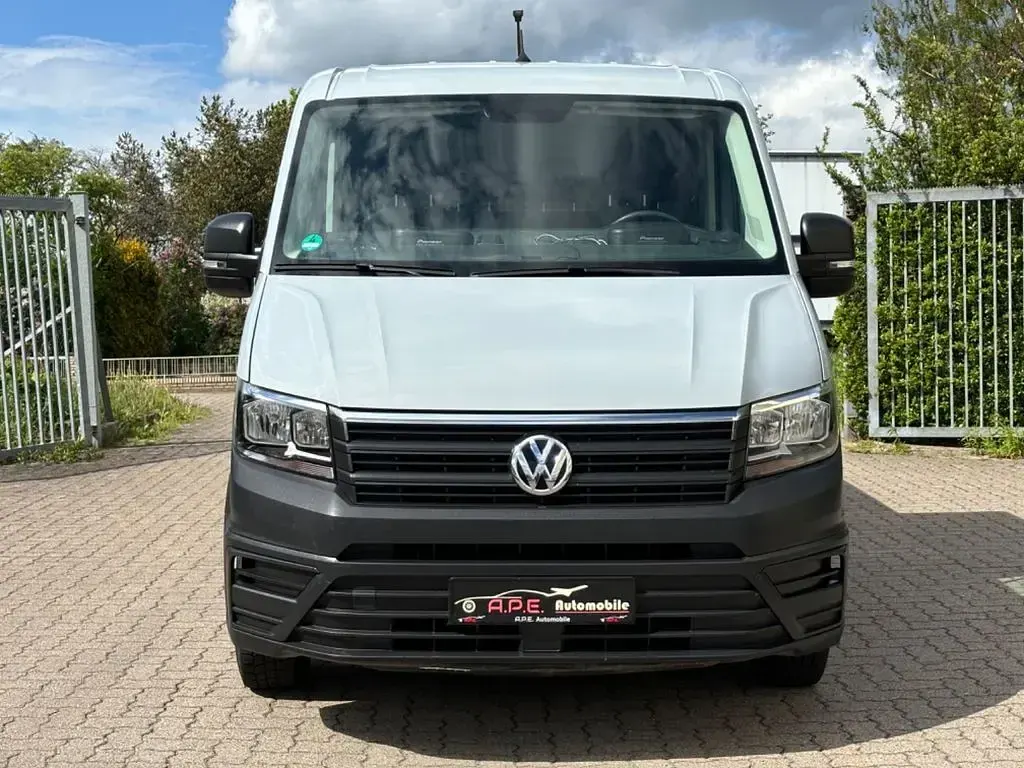 Gebraucht VW Crafter 102 PS (75 kW) 2019 Blau Van