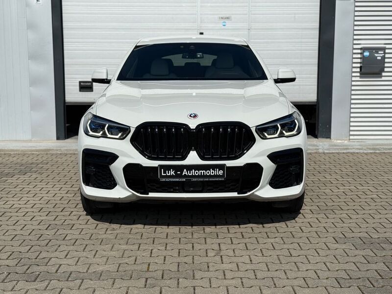 Weiß Gebraucht 2023 BMW X6 M Sport SUV | 66.900 € (Guter Preis) - Bild 1/4