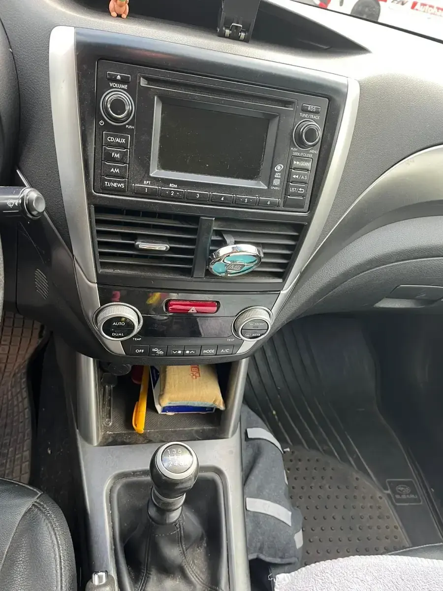 Usado Subaru Forester 147 CV (108 kW) 2012 Negro SUV