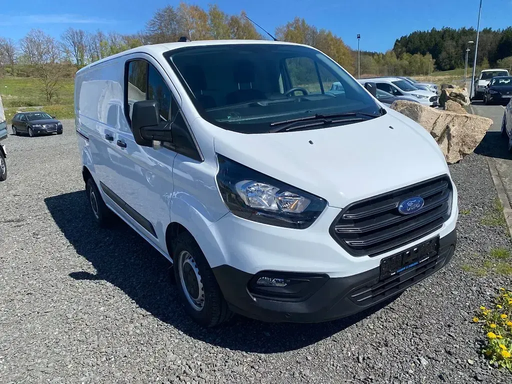 Second-hand Ford Transit Custom 105 CP (77 kW) 2021 Alb Monovolum