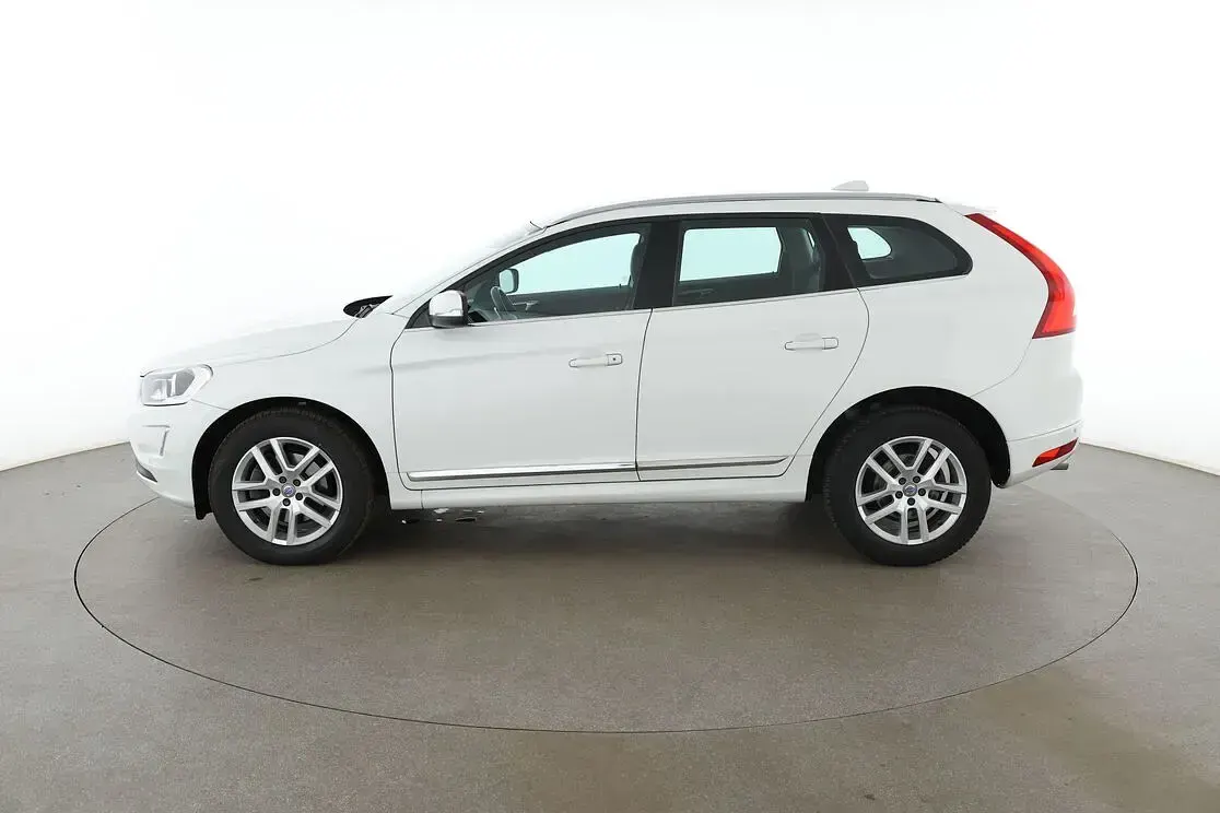 Gebraucht Volvo XC60 Summum 150 PS (110 kW) 2016 Weiß SUV