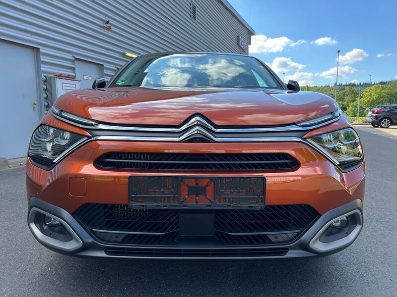 Orange Gebraucht 2021 Citroën C4 Shine SUV | 18.900 € (Fairer Preis) - Bild 1/4