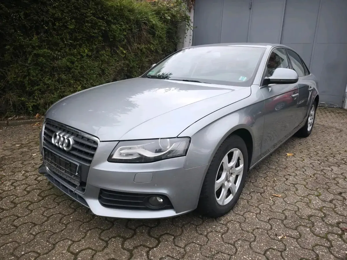 Gebraucht Audi A4 160 PS (117 kW) 2008 Grau Limousine