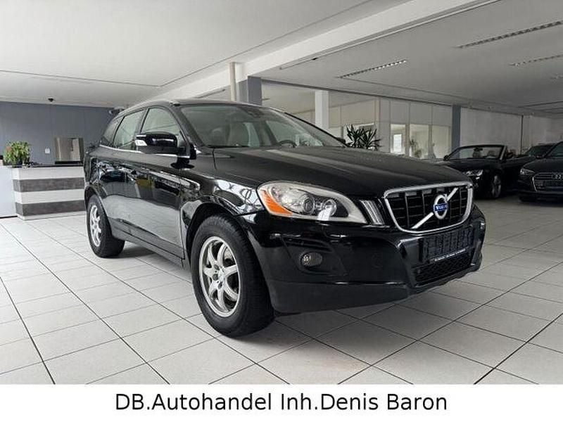 Gebraucht Volvo XC60 Summum 163 PS (119 kW) 2010 Schwarz SUV