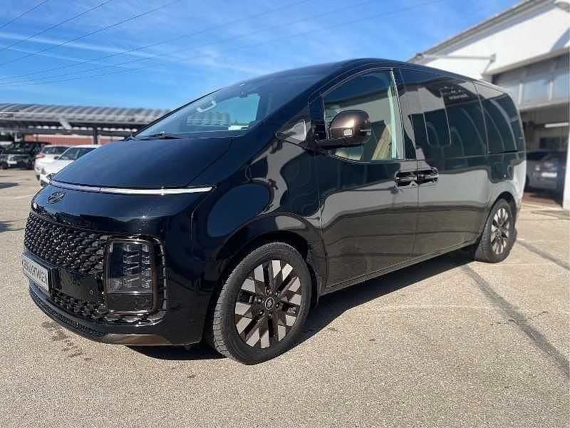 Schwarz Gebraucht 2022 Hyundai Staria Signature Van | 39.450 € (Guter Preis) - Bild 1/4