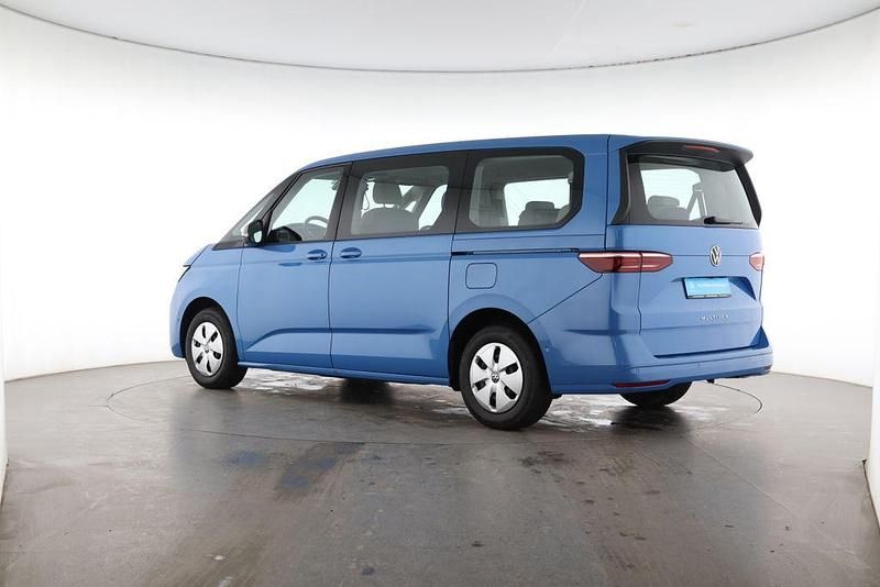 Gebraucht VW Multivan Basis 150 PS (110 kW) 2025 Medium blue Van