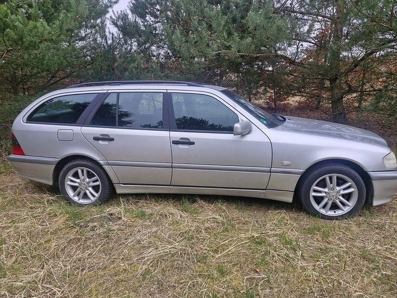 Gebraucht Mercedes 240 170 PS (125 kW) 1999 Grau Limousine
