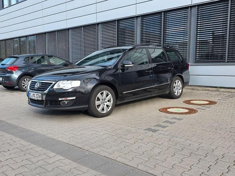 Gebraucht VW Passat Highline 160 PS (117 kW) 2009 Schwarz Kombi