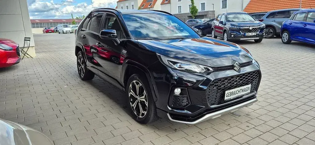 Second-hand Suzuki Across Comfort+ 306 CP (225 kW) 2021 Negru SUV