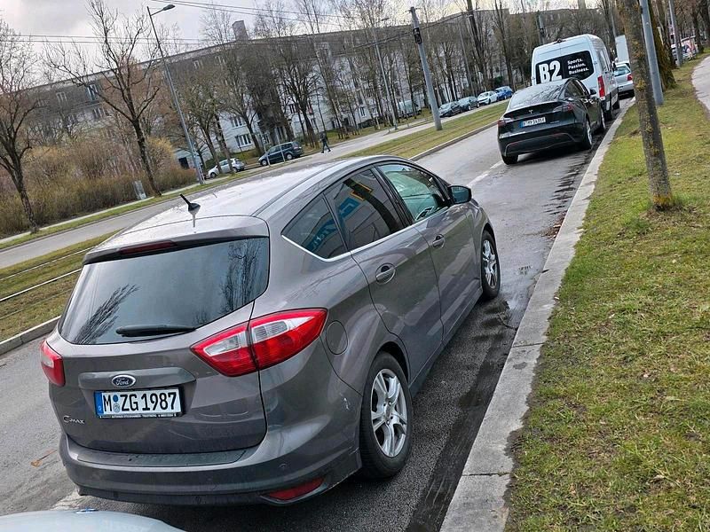 Usata Ford C-MAX 140 CV (102 kW) 2014 Marrone Monovolume