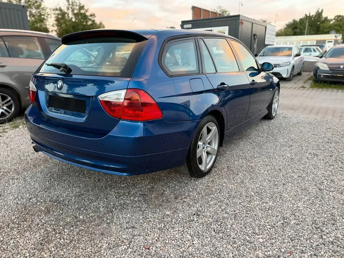 Brugt BMW 318 129 HK (94 kW) 2007 Blå Stationcar