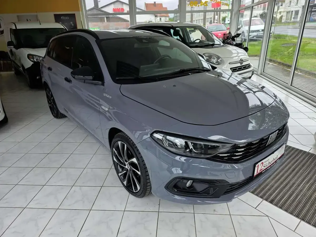Gebraucht Fiat Tipo Sport 101 PS (74 kW) 2021 Metrpolitangrau Kombi