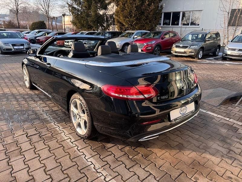 Gebraucht Mercedes C180 156 PS (114 kW) 2018 Schwarz Cabrio