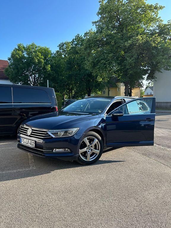 Gebraucht 2015 VW Passat Highline Limousine | 10.500 € (Guter Preis) - Bild 1/4