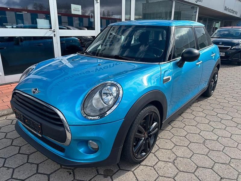 Second-hand Mini ONE 102 CP (75 kW) 2018 Albastru Hatchback