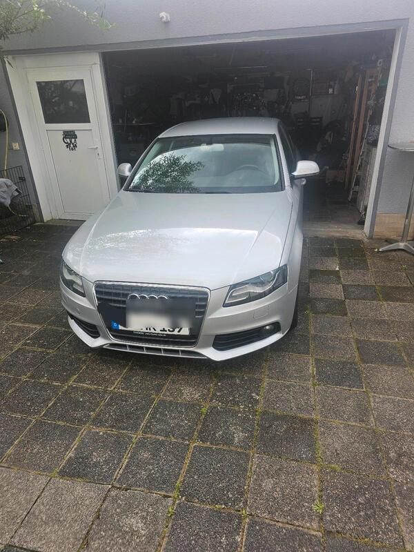Silber Gebraucht 2008 Audi A4 Limousine | 6.000 € (Fairer Preis) - Bild 1/4