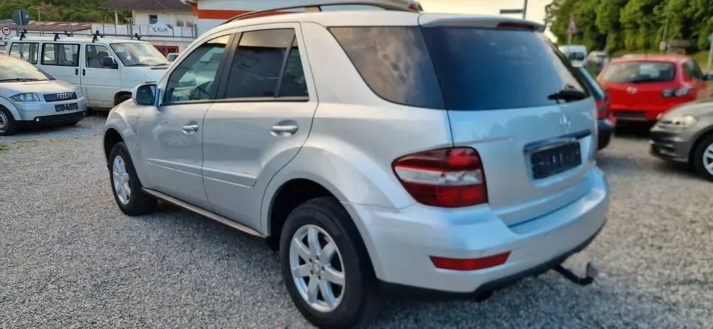 Gebraucht Mercedes ML280 190 PS (139 kW) 2008 Silber SUV