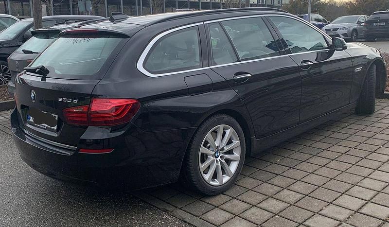 Gebraucht BMW 530 Comfort Edition 258 PS (189 kW) 2016 Schwarz Kombi