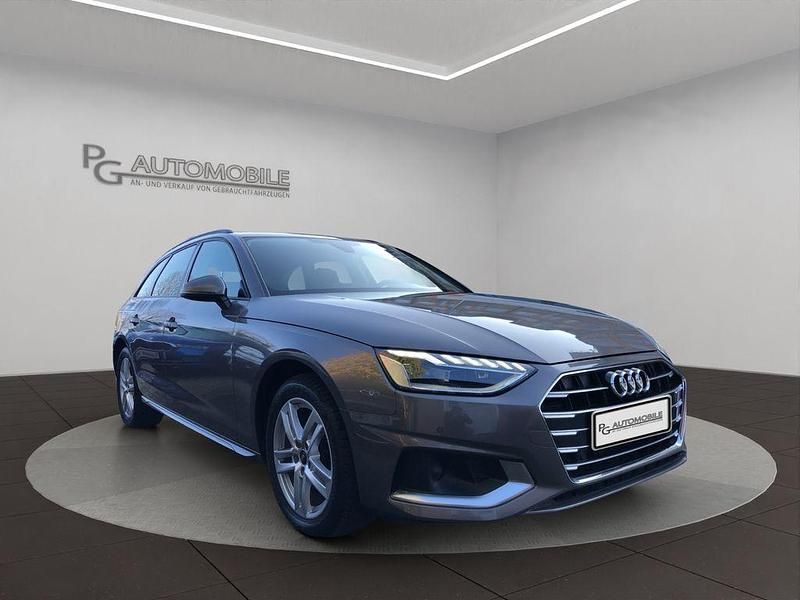Grau Gebraucht 2021 Audi A4 Advanced Kombi | 21.100 € (Fairer Preis) - Bild 1/4