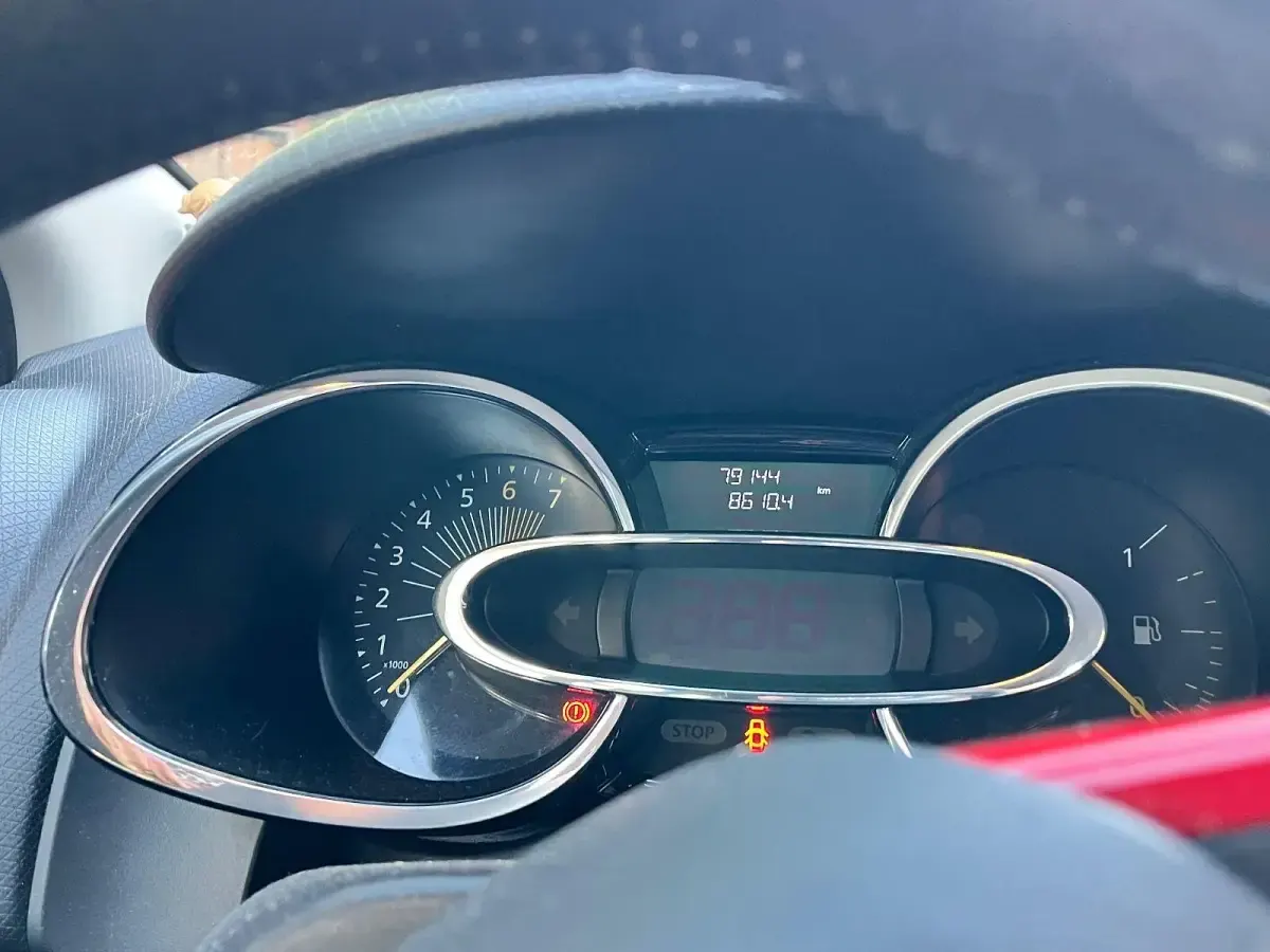 Gebraucht Renault Clio IV Dynamique 90 PS (66 kW) 2014 Schwarz Kleinwagen