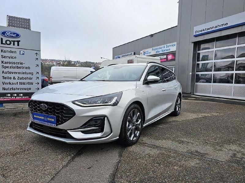 Neu Ford Focus ST-Line X 155 PS (114 kW) 2025 Silber Limousine