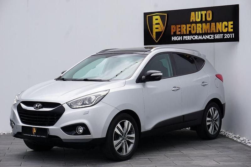 Silber Gebraucht 2015 Hyundai ix35 SUV | 9.900 € (Guter Preis) - Bild 1/4