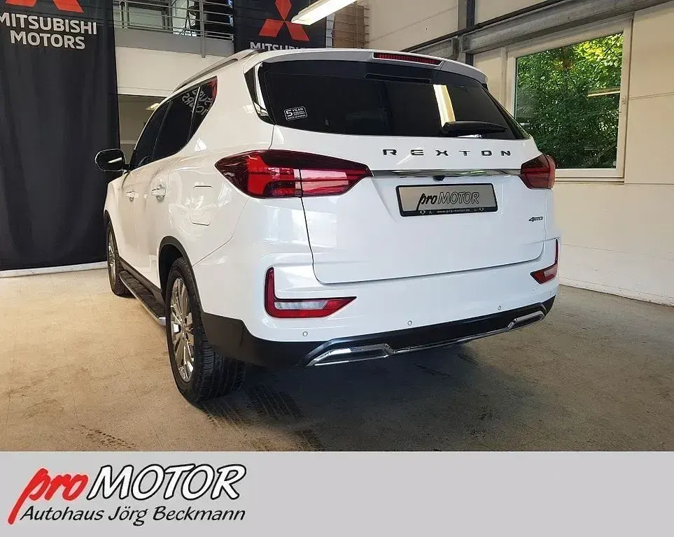 Gebraucht SsangYong Rexton Sapphire 203 PS (149 kW) 2024 Weiß SUV