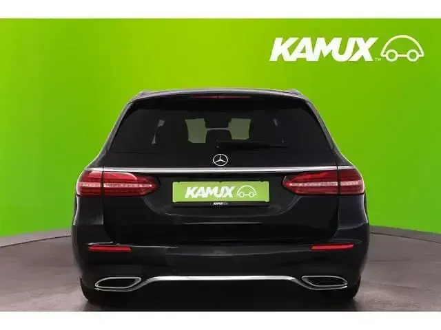 Gebraucht Mercedes E220 AMG line 194 PS (142 kW) 2020 Obsidianschwarz Kombi