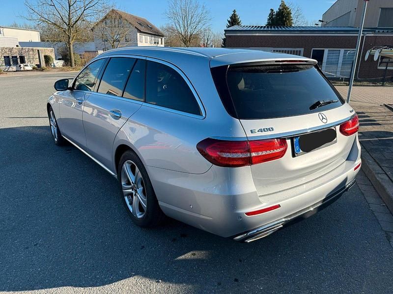 Gebraucht Mercedes E400 Avantgarde 333 PS (244 kW) 2018 Grau Kombi