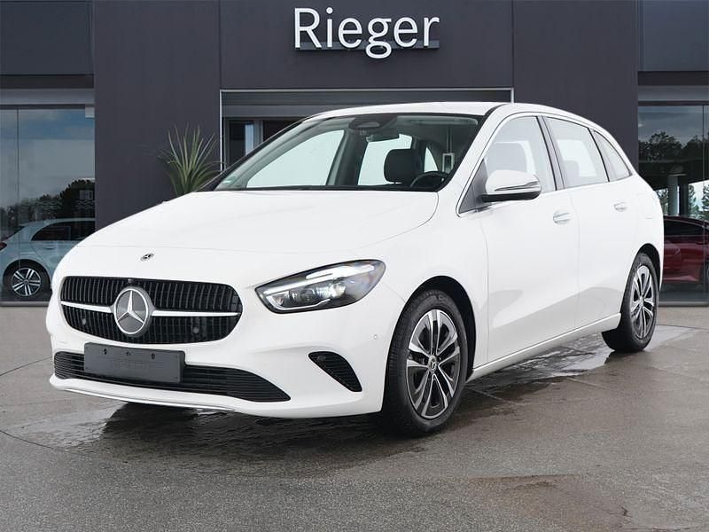 Weiß Gebraucht 2024 Mercedes B220 Progressive Van / Kleinbus | 34.990 € (Superpreis) - Bild 1/4