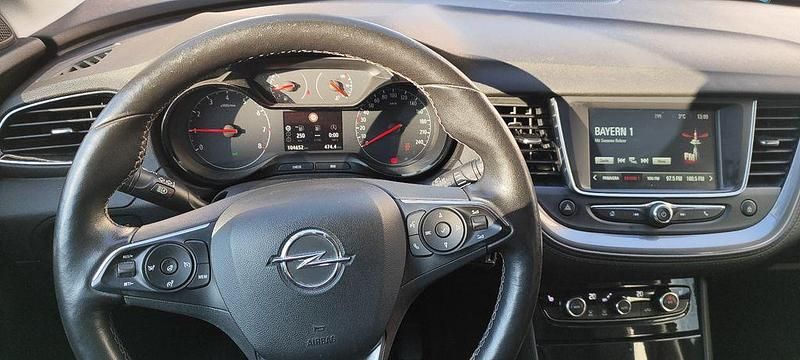 Schwarz Gebraucht 2018 Opel Grandland X Edition SUV | 10.800 € (Fairer Preis) - Bild 1/4