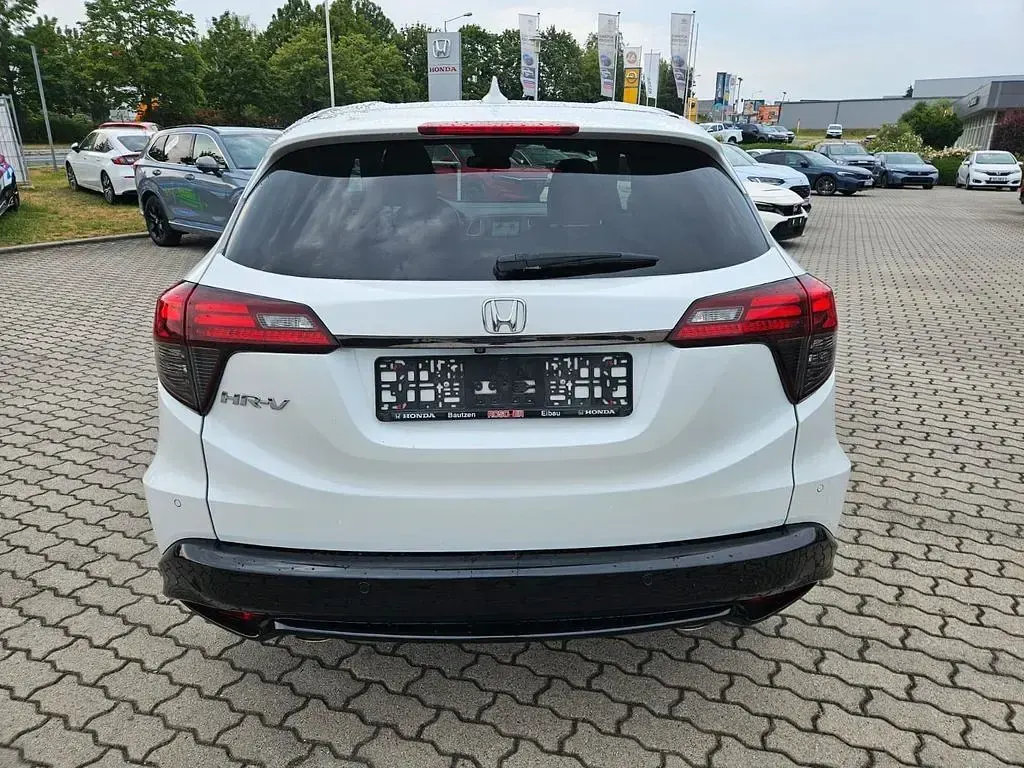 Gebraucht Honda HR-V Sport 182 PS (133 kW) 2020 Platinum white p. SUV