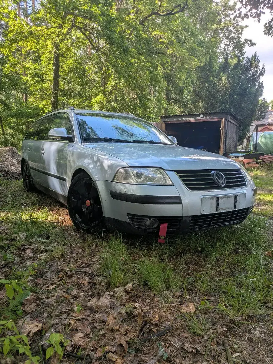 Gebraucht VW Passat 131 PS (96 kW) 2004 Silber Kombi