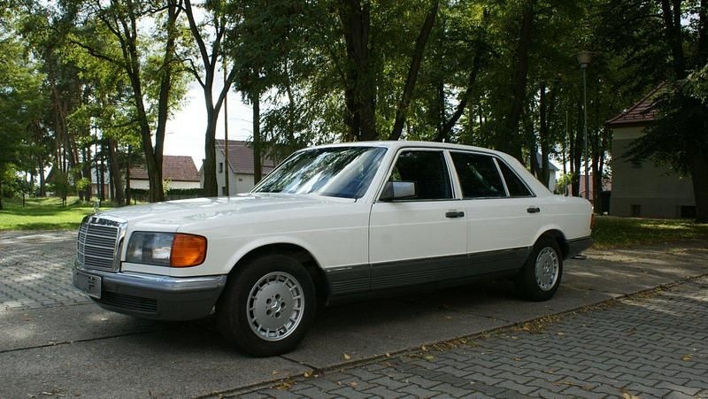 Gebraucht Mercedes 380 204 PS (150 kW) 1983 Limousine