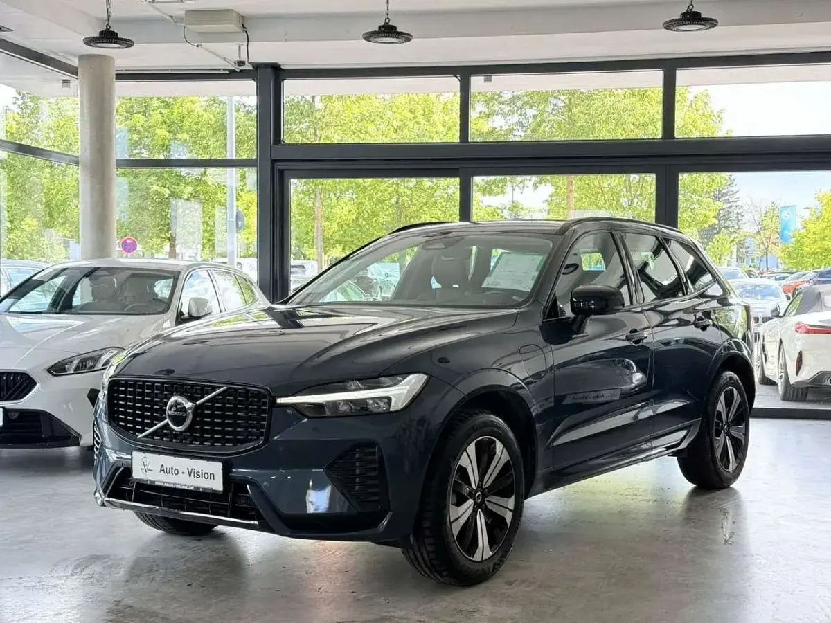 Gebraucht Volvo XC60 Plus 349 PS (256 kW) 2023 Blau SUV