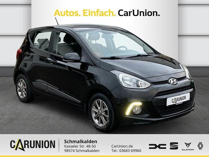 Gebraucht Hyundai i10 Style 87 PS (63 kW) 2016 Phantom black. / mic Kleinwagen