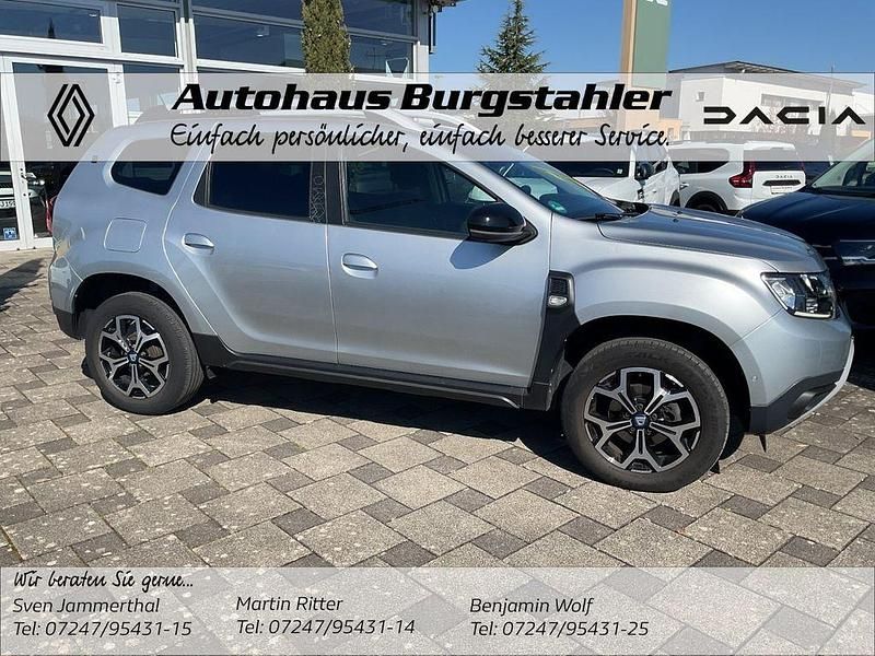 Gebraucht Dacia Duster Celebration 150 PS (110 kW) 2020 Grau SUV