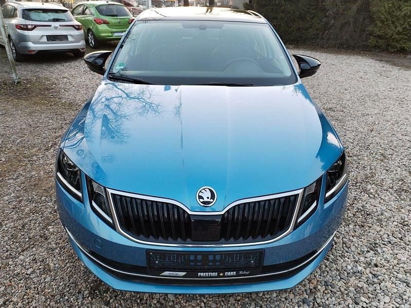 Blau Gebraucht 2018 Skoda Octavia Style Limousine | 16.450 € (Guter Preis) - Bild 1/4