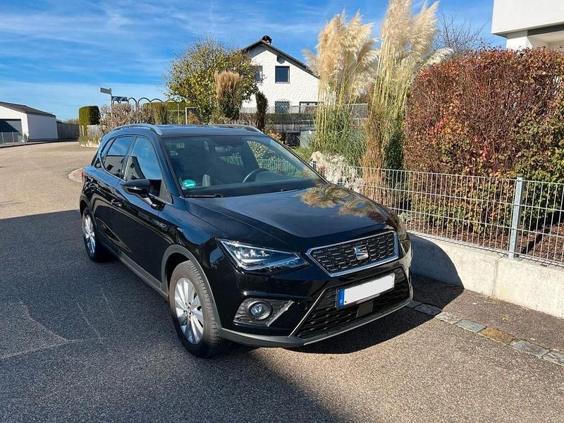 Schwarz Gebraucht 2021 Seat Arona XCELLENCE SUV | 17.900 € (Fairer Preis) - Bild 1/4