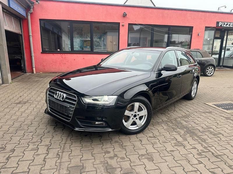 Schwarz Gebraucht 2013 Audi A4 Ambiente Kombi | 7.390 € (Fairer Preis) - Bild 1/4