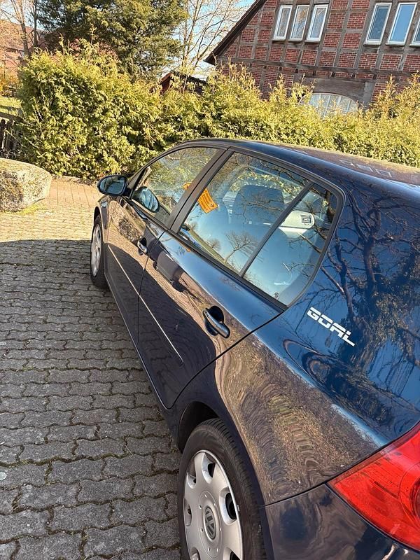 Gebraucht VW Golf VI 80 PS (58 kW) 2009 Blau Kleinwagen