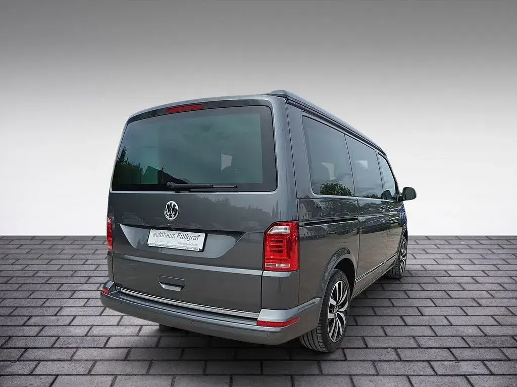 Gebraucht VW T6 California 204 PS (150 kW) 2018 Grau Van