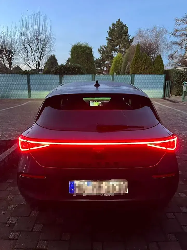 Gebraucht Cupra Leon 245 PS (180 kW) 2023 Grau Kleinwagen