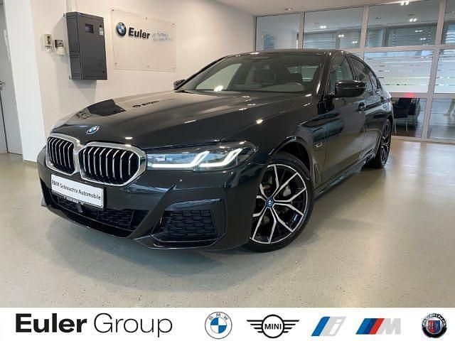 Schwarz Gebraucht 2022 BMW 530e Sport Line Limousine | 34.977 € (Guter Preis) - Bild 1/4